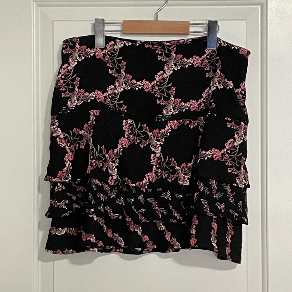 Y2K White House Black Market Mini-Skirt size 10
